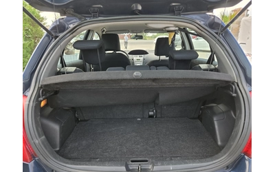 Toyota Yaris 1.4D4D-90кс= АВТОМАТ= КЛИМАТРОНИК= KEYLESS - автомобили, коли, обяви за нови и употребявани 9