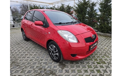 toyota-yaris - 1