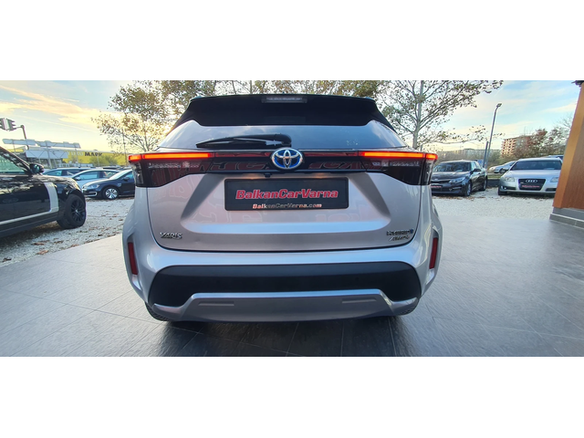 Toyota Yaris Cross 1.5 HYBRID 4WD BI-COLOR Гаранция - автомобили, коли, обяви за нови и употребявани 5