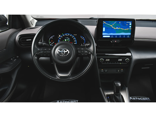 Toyota Yaris Cross 1.5 Hybrid Chic 4x4 Automatic - автомобили, коли, обяви за нови и употребявани 8