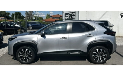Toyota Yaris Cross 1.5 HYBRID 92HP AWD-i LANE ASSIST DISTRONIC EU6D - автомобили, коли, обяви за нови и употребявани 7