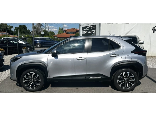 Toyota Yaris Cross 1.5 HYBRID 92HP AWD-i LANE ASSIST DISTRONIC EU6D - автомобили, коли, обяви за нови и употребявани 7