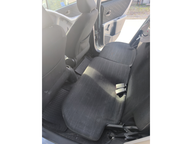 Toyota Yaris D-4D - автомобили, коли, обяви за нови и употребявани 6