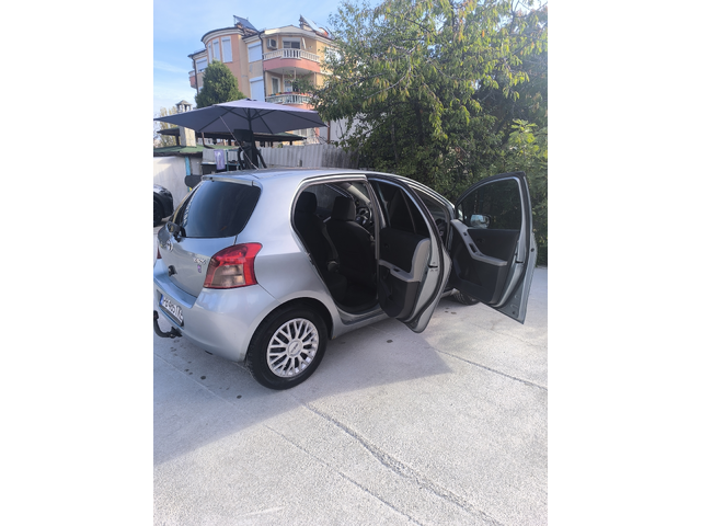 Toyota Yaris D-4D - автомобили, коли, обяви за нови и употребявани 9