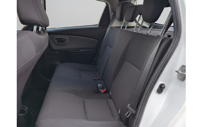 Toyota YARIS HYBRID 1.5E / 75HP EAT E6 - автомобили, коли, обяви за нови и употребявани 11