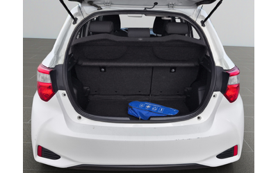 Toyota YARIS HYBRID 1.5E / 75HP EAT E6 - автомобили, коли, обяви за нови и употребявани 13