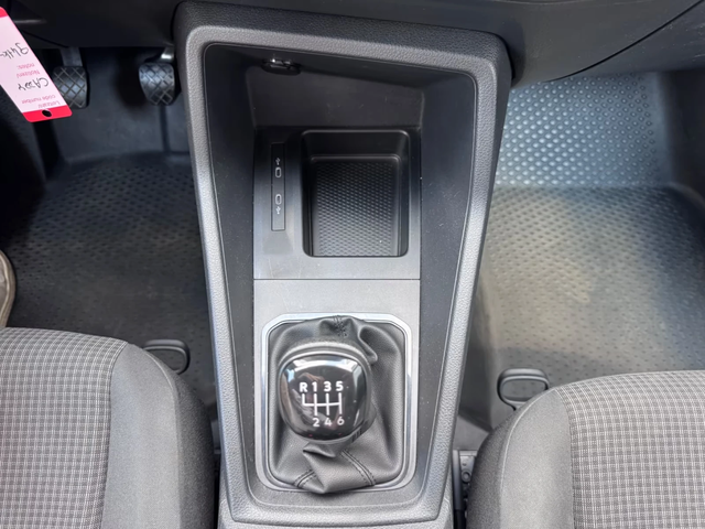 VW Caddy Caddy - автомобили, коли, обяви за нови и употребявани 16