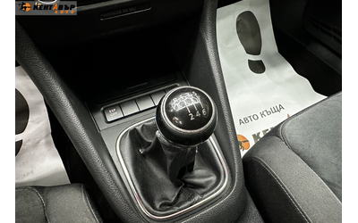 Volkswagen Golf 1.4i 122 к.с. - автомобили, коли, обяви за нови и употребявани 10