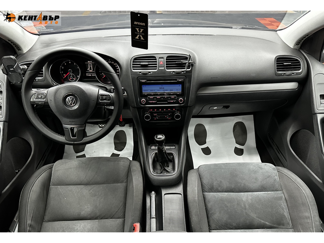 Volkswagen Golf 1.4i 122 к.с. - автомобили, коли, обяви за нови и употребявани 9