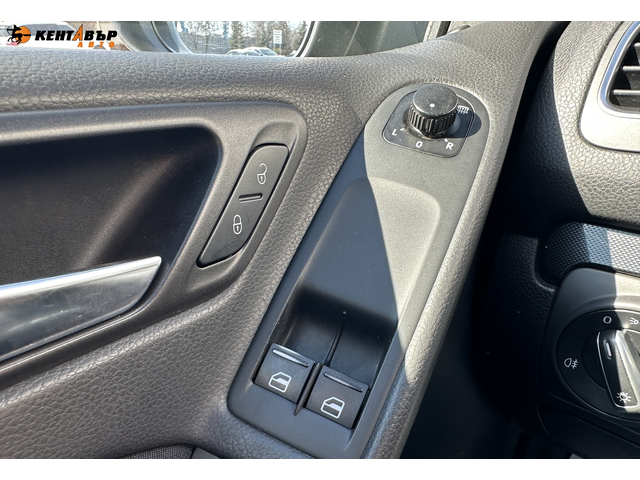 Volkswagen Golf 1.4i 122к.с. - автомобили, коли, обяви за нови и употребявани 14