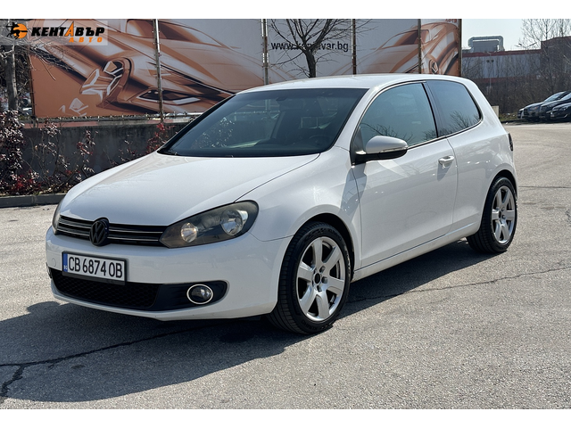 Volkswagen Golf 1, 4tsi/Нави - автомобили, коли, обяви за нови и употребявани 0