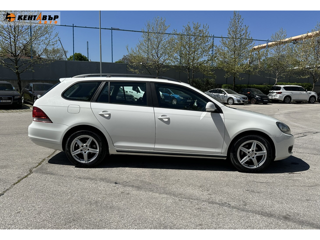 Volkswagen Golf 1.6d 105к.с. - автомобили, коли, обяви за нови и употребявани 4