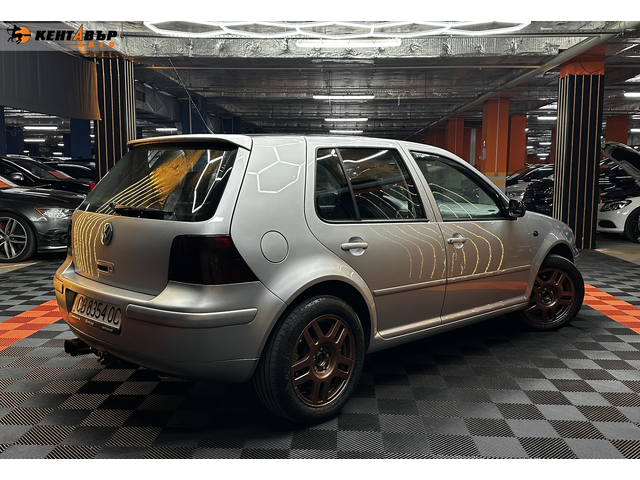 Volkswagen Golf 1.9d 110 к.с. - автомобили, коли, обяви за нови и употребявани 4