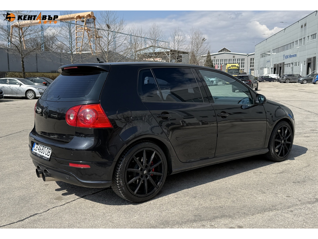 Volkswagen Golf 2.0i 200 к.с. - автомобили, коли, обяви за нови и употребявани 3