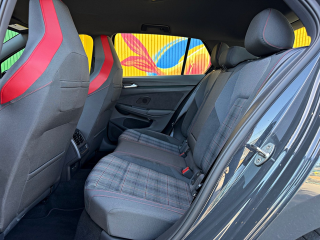 VOLKSWAGEN GOLF GTI 2.0L 4cyl FWD - автомобили, коли, обяви за нови и употребявани 14