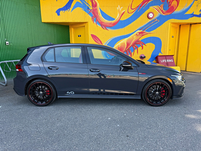 VOLKSWAGEN GOLF GTI 2.0L 4cyl FWD - автомобили, коли, обяви за нови и употребявани 2