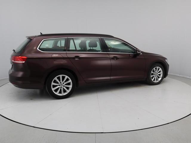 Volkswagen Passat - автомобили, коли, обяви за нови и употребявани 11