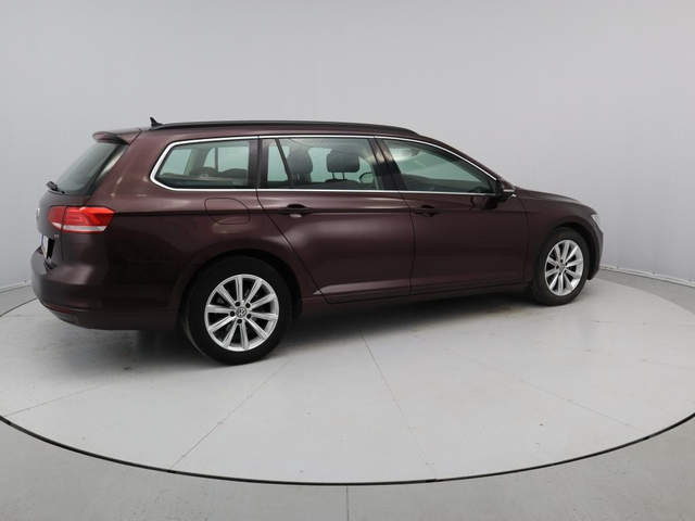 Volkswagen Passat - автомобили, коли, обяви за нови и употребявани 12