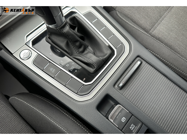 Volkswagen Passat 2.0тди/Автомат/ГАРАНЦИЯ ОТ КЕНТАВЪР - автомобили, коли, обяви за нови и употребявани 11