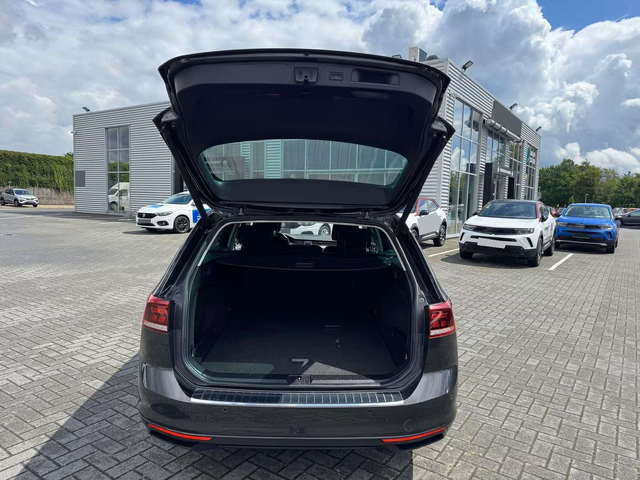 VW Passat Passat - автомобили, коли, обяви за нови и употребявани 17