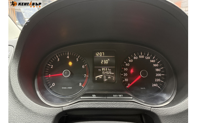 Volkswagen Polo 1.2i 60 к.с. - автомобили, коли, обяви за нови и употребявани 12