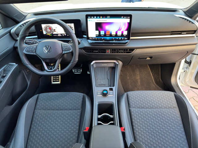 Volkswagen T-Roc 1.5 eTSI (150 кс) Mild Hybrid DSG - автомобили, коли, обяви за нови и употребявани 4