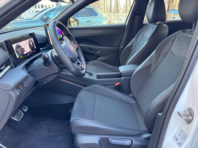 Volkswagen T-Roc 1.5 eTSI (150 кс) Mild Hybrid DSG - автомобили, коли, обяви за нови и употребявани 5
