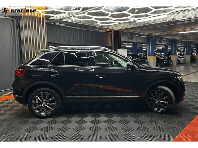 Volkswagen T-Roc 4x4 2.0TDI /сервизна история/гарантирани км - автомобили, коли, обяви за нови и употребявани 3