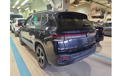 volkswagen-taos-1-5l-4cyl-awd - 3
