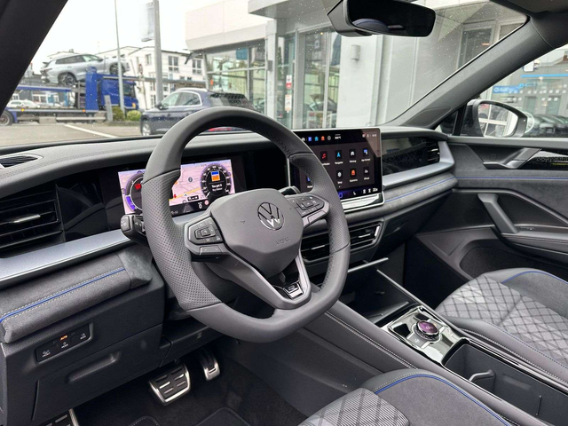 VW TAYRON TAYRON - автомобили, коли, обяви за нови и употребявани 10