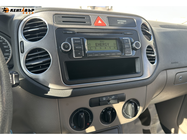 Volkswagen Tiguan 1.4i 150к.с. - автомобили, коли, обяви за нови и употребявани 11