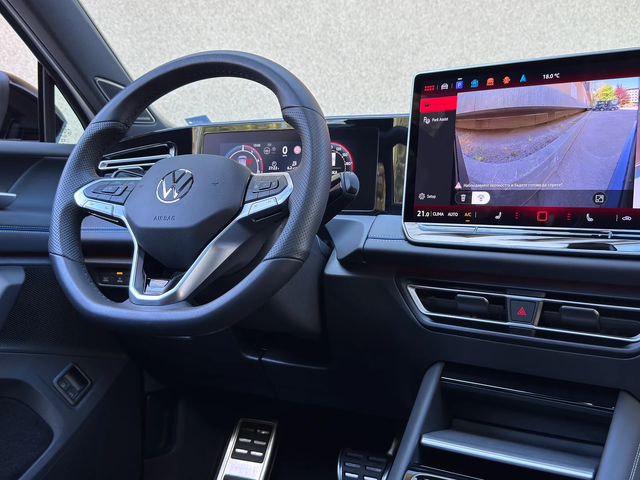 Volkswagen Tiguan 1.5 TSI (272 кс) eHybrid DSG - автомобили, коли, обяви за нови и употребявани 12