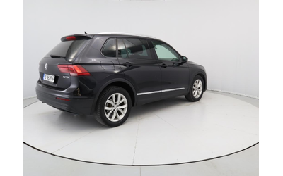 Volkswagen Tiguan - автомобили, коли, обяви за нови и употребявани 15