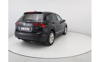 Volkswagen Tiguan - автомобили, коли, обяви за нови и употребявани 17