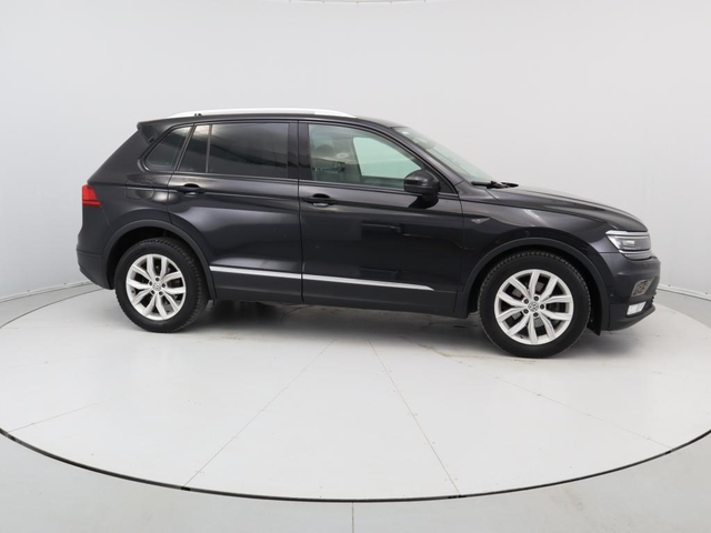 Volkswagen Tiguan - автомобили, коли, обяви за нови и употребявани 9