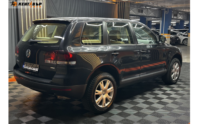 volkswagen-touareg-2-5d-174-k-s - 3