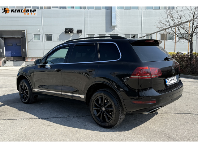 Volkswagen Touareg 3.0d 239 к.с. - автомобили, коли, обяви за нови и употребявани 2