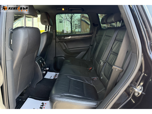Volkswagen Touareg 3.0d 239 к.с. - автомобили, коли, обяви за нови и употребявани 9