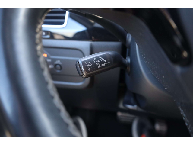 VW Touareg Touareg - автомобили, коли, обяви за нови и употребявани 22