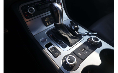 VW Touareg Touareg - автомобили, коли, обяви за нови и употребявани 27