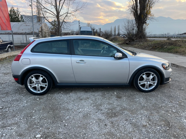 Volvo C30 2.0HDI-136-KLIMA-ITALIA - автомобили, коли, обяви за нови и употребявани 3