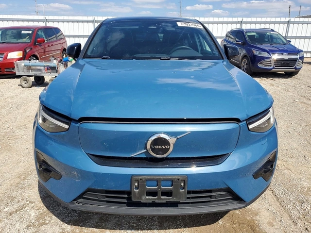 Volvo C40 RECHARGE ULTIMATE* AWD* P8 - автомобили, коли, обяви за нови и употребявани 4