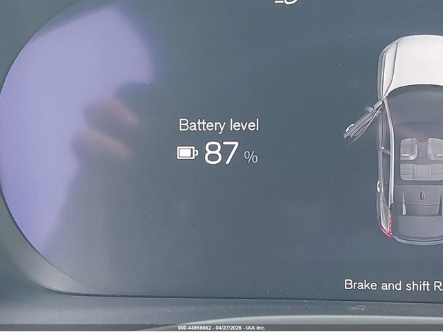 Volvo C40 * TWIN PLUS* 360* ПАНО* KEYLESS* Camera* ПОДГРЕВ* - автомобили, коли, обяви за нови и употребявани 13