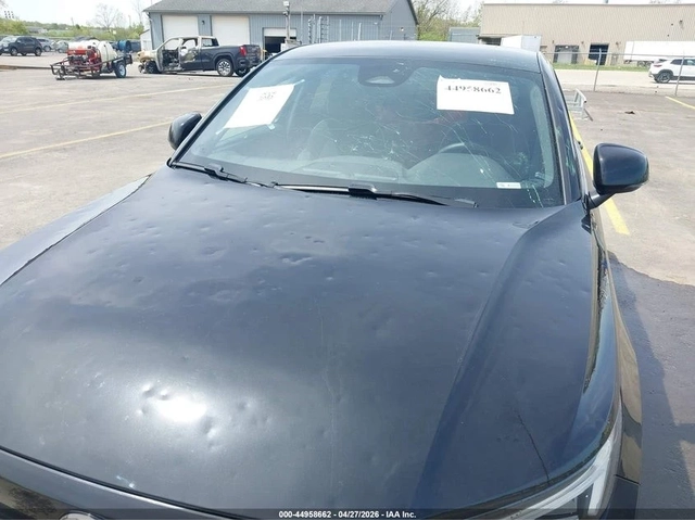 Volvo C40 * TWIN PLUS* 360* ПАНО* KEYLESS* Camera* ПОДГРЕВ* - автомобили, коли, обяви за нови и употребявани 5