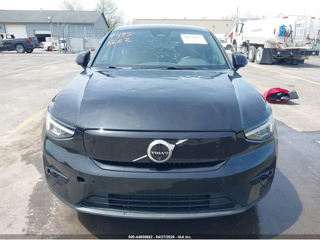 Volvo C40 * TWIN PLUS* 360* ПАНО* KEYLESS* Camera* ПОДГРЕВ* - автомобили, коли, обяви за нови и употребявани 9