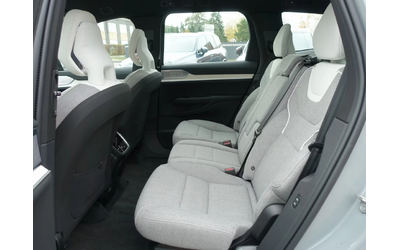 Volvo EX90 Ultra Twin Motors Performance B&W - автомобили, коли, обяви за нови и употребявани 8