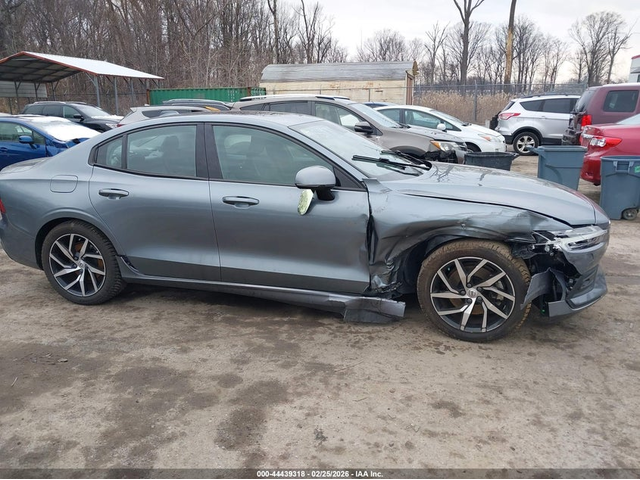 VOLVO S60 2.0L I-4 DI, DOHC, VVT, TURBO, 250HP Front Wheel Drive - автомобили, коли, обяви за нови и употребявани 12