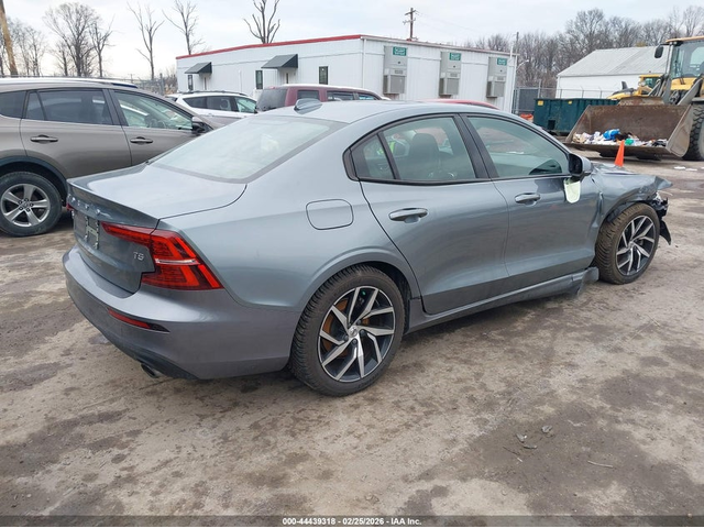 VOLVO S60 2.0L I-4 DI, DOHC, VVT, TURBO, 250HP Front Wheel Drive - автомобили, коли, обяви за нови и употребявани 3