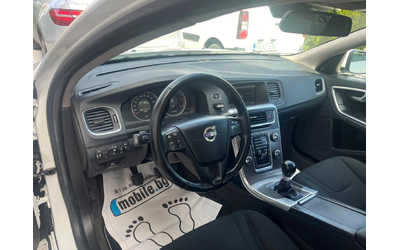 Volvo S60 2.0 D - автомобили, коли, обяви за нови и употребявани 12