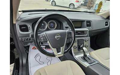 Volvo S60 2.0D-136кс= АВТОМАТ= FACELIFT= NAVI= АВТОПИЛОТ - автомобили, коли, обяви за нови и употребявани 7